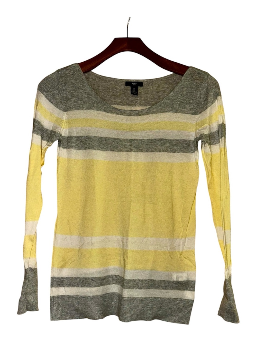 GAP Women’s Lightweight Scoop Neck Striped Sweater